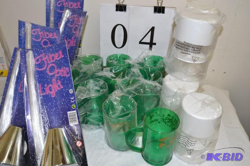 lot 4 image: Mugs- lights - ice cream sandwich makers