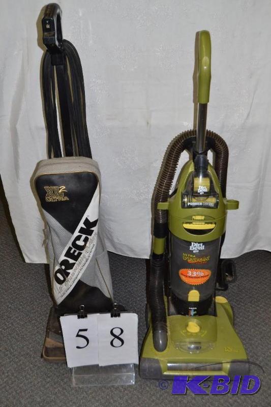 lot 58 image: Vacuums