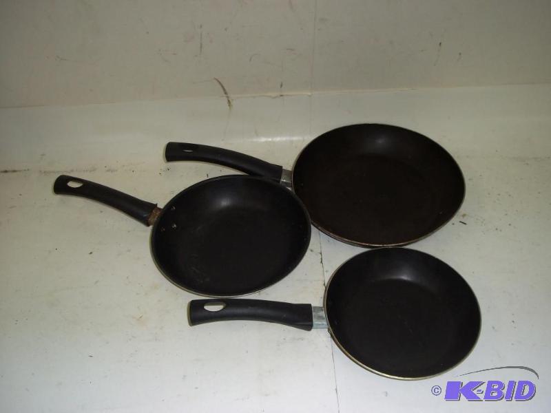 3 non stick fry pans...