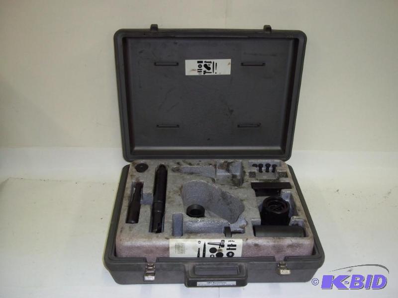 Manual Transaxle-Differential- Clut...