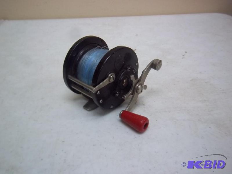 Vintage Penn #85 Fishing Reel...