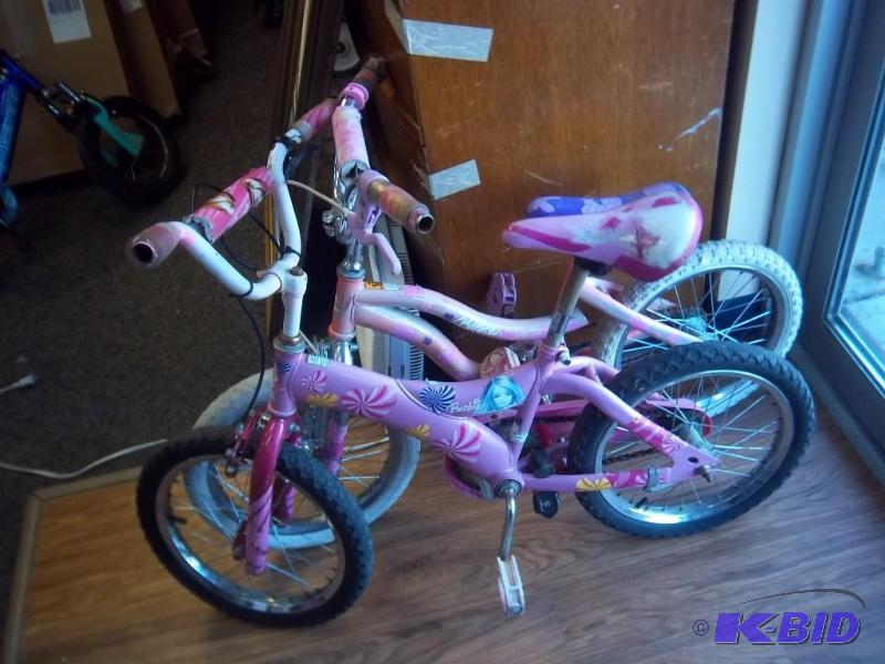 Pair Of Girls Barbie Bikes - Lots O...