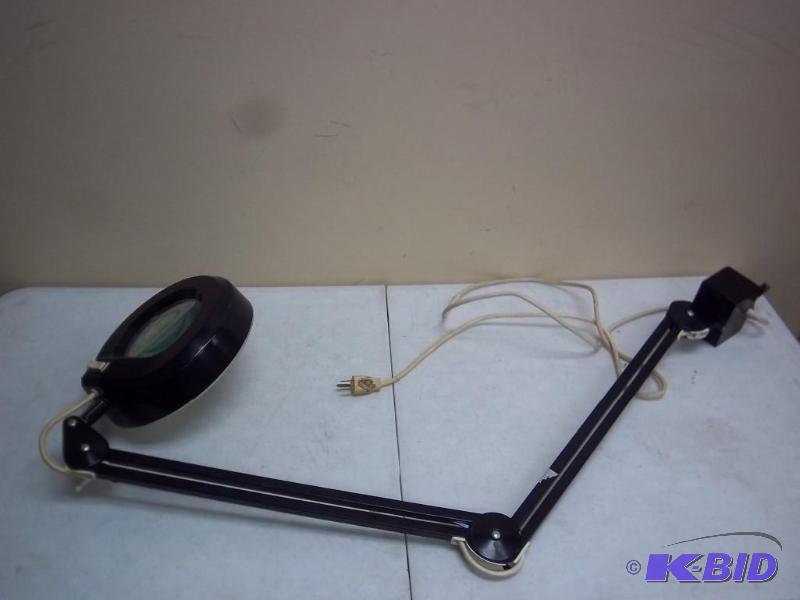 Luxo Magnifier Lamp - Needs New Bul...