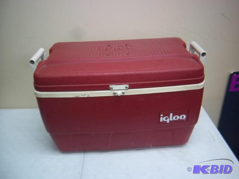 Igloo Cooler - Some Wear...