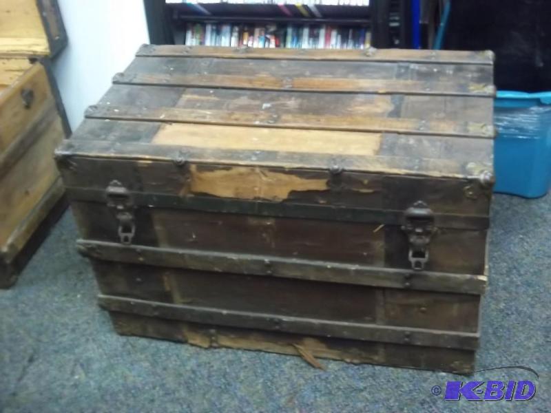 Antique Wood Chest &nbsp-Lots Of W...