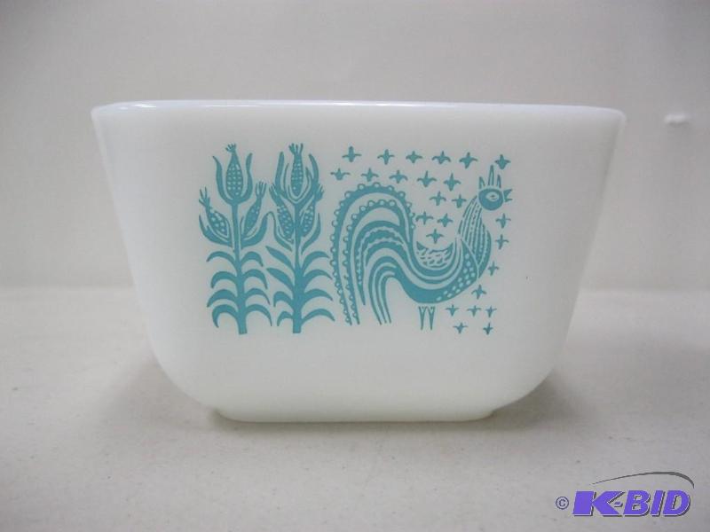 Vintage Pyrex Dish...