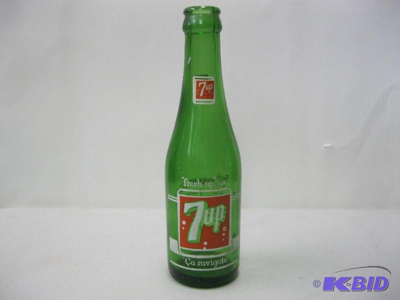 Vintage 7-Up Bottle...