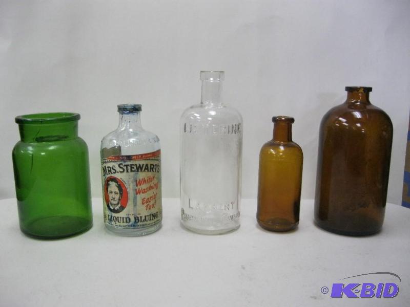 Lot Of Vintage Medicine Bottles&nbs...