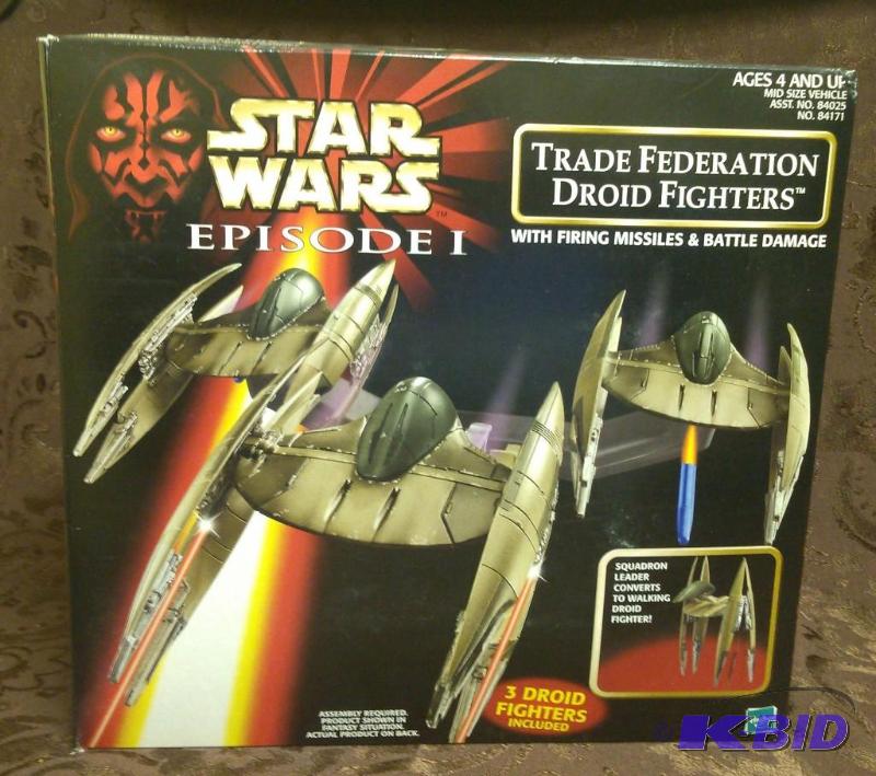 lot 18 image: Star Wars Episode 1 Trade Dederation Droid Fi...