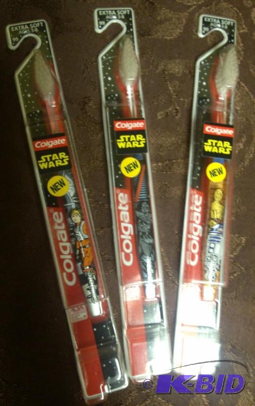 lot 35 image: Star Wars 3 Colgate Extra Soft Tooth brushes ...