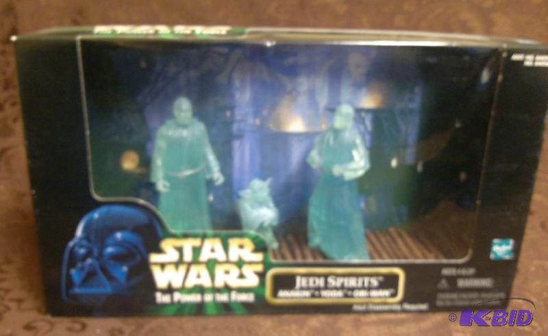 lot 41 image: Star Wars 3-pack Jedi Spirits Never been open...