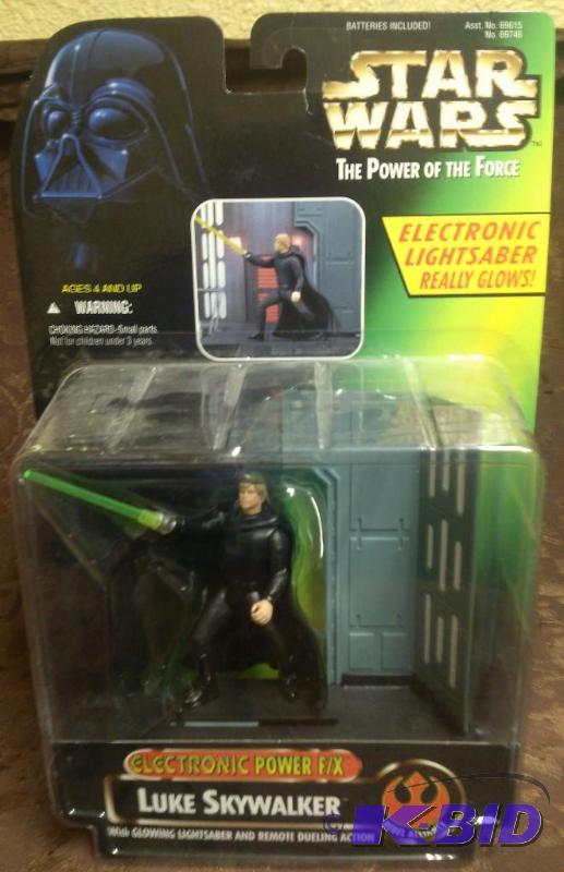 lot 74 image: Star Wars Electronic Power FX Luke Skywalker...