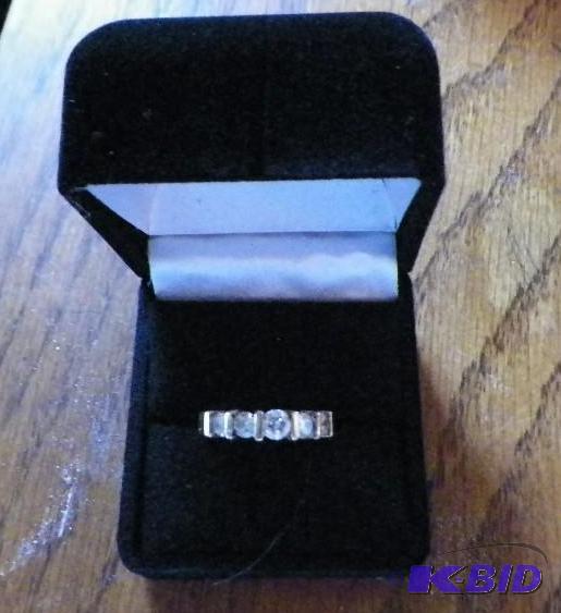 14 Kt Gold .86 Carat Total Weight Diamond Ring