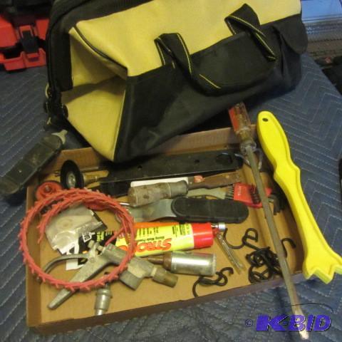 lot 122 image: Tool Bag, Accessories