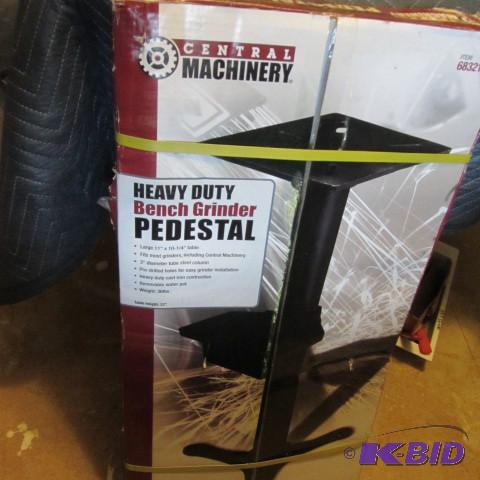 lot 133 image: Bench Grinder Pedestal