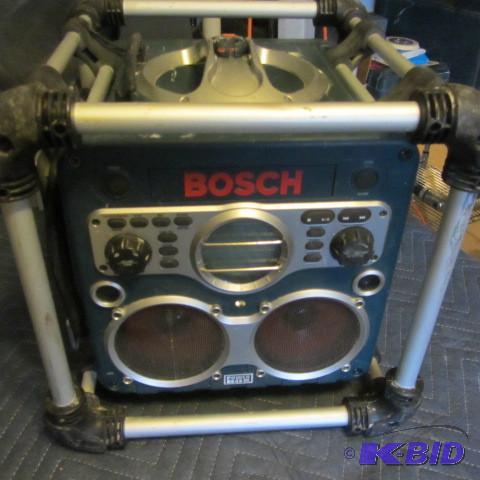 lot 135 image: Bosch Job Site Power Box