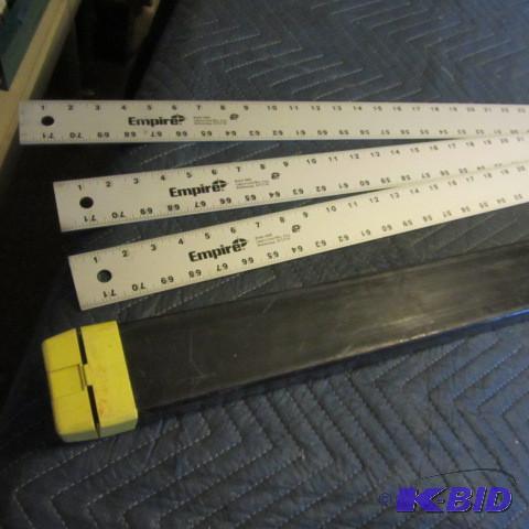 lot 185 image: Aluminum Straight Edges