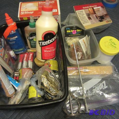 lot 195 image: Wood Glue, Accessories