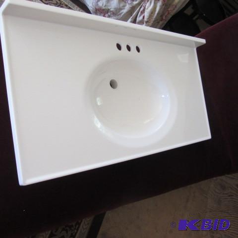 lot 56 image: New Countertop with Sink