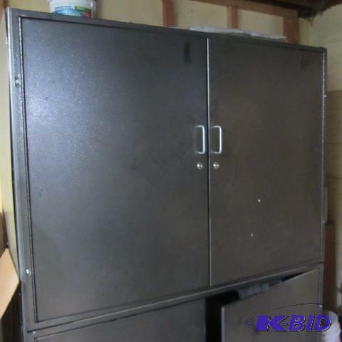 lot 65 image: Gorilla Cabinets