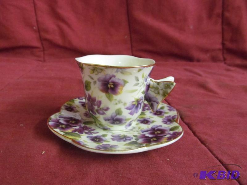 Cup & Saucer