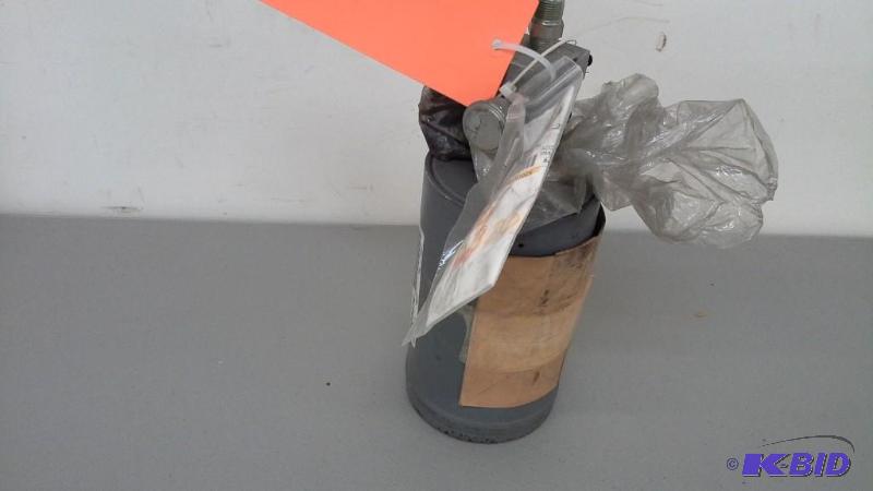ACCUMULATOR WSOLENOID ASSY. 29522727 B500 TRANS.GILLIG