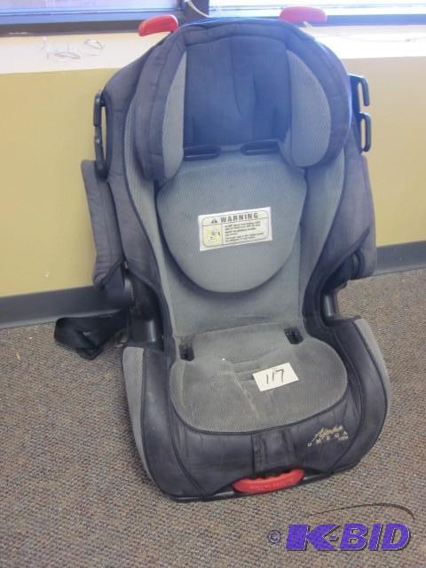 lot 117 image: Alpha Omega Elite Childrens booste...
