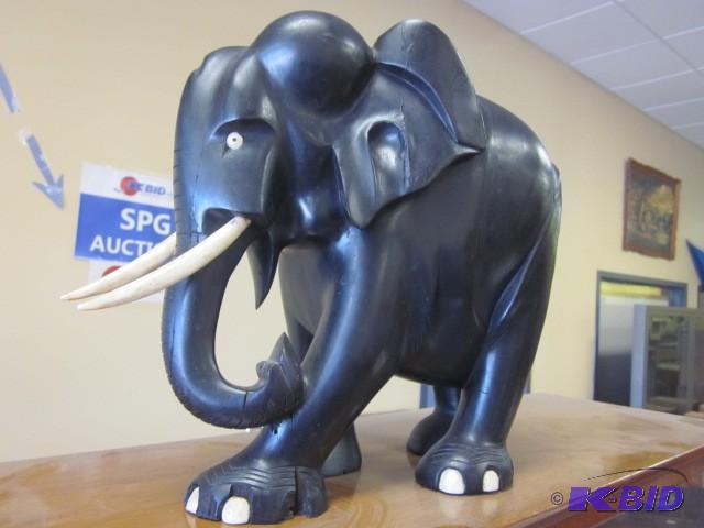 lot 51 image: Vintage solid hand carved ebony woo...