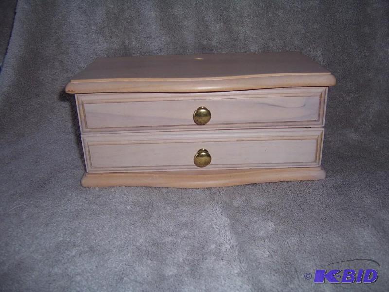 jewelry chest