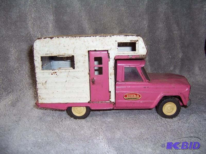 Tonka truckcamper