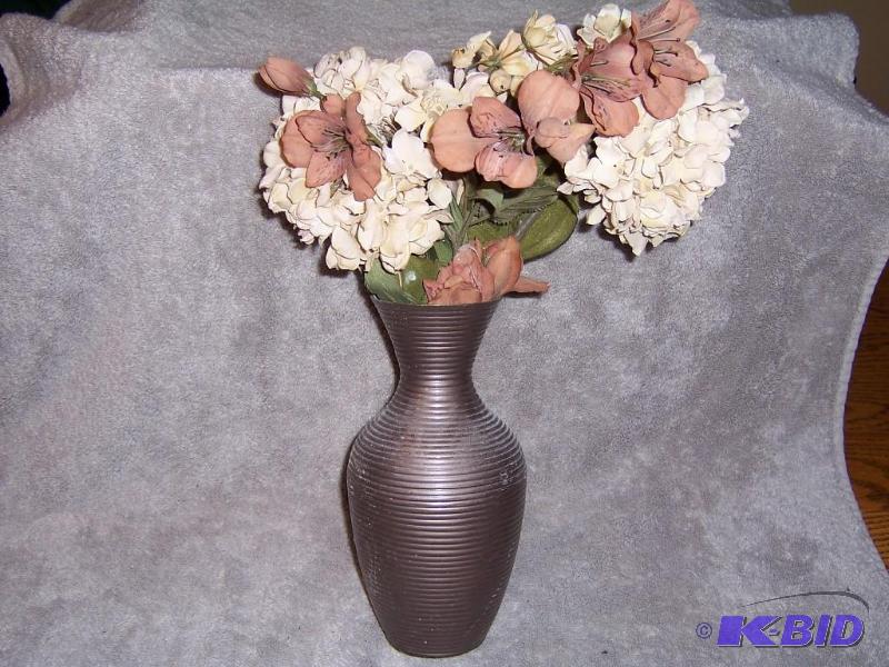 flower arrangement with vase