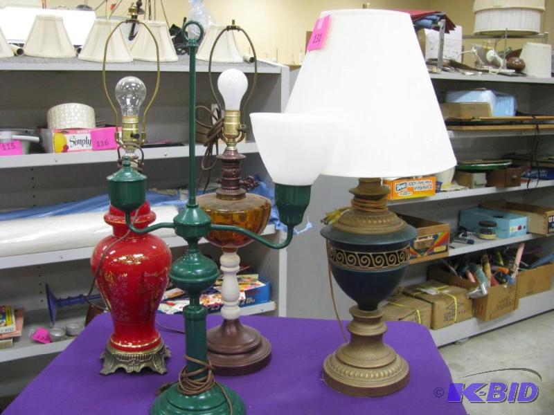 4 lamps...