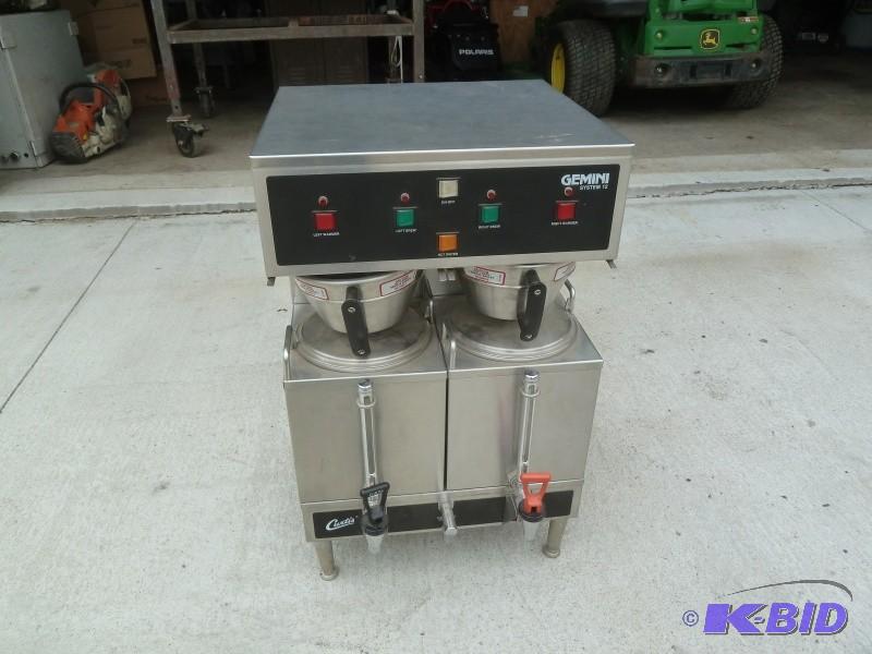lot 22 image: Commercial Coffee machine Curtis 2...