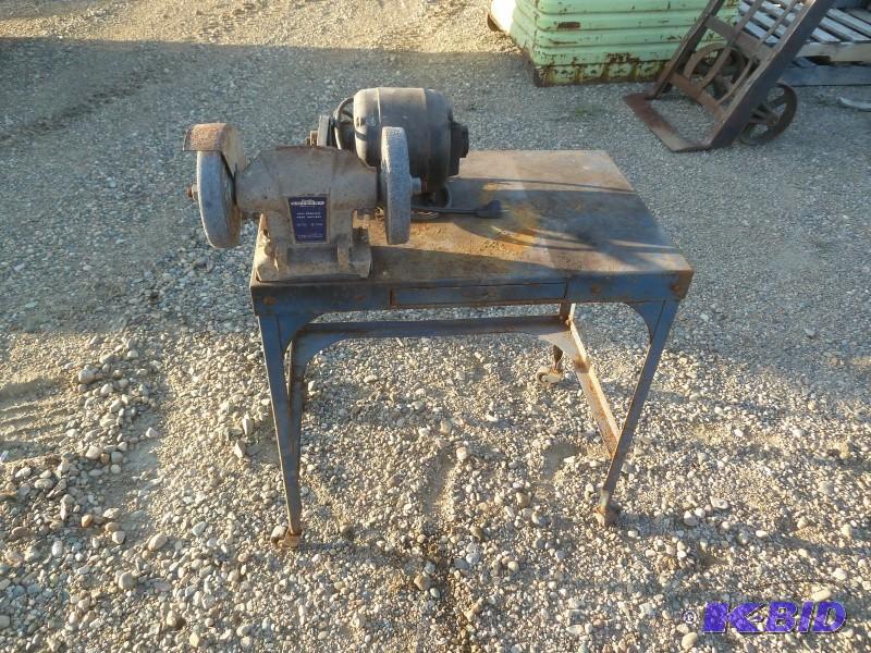 lot 34 image: Gambles 2 station grinder 120V mou...