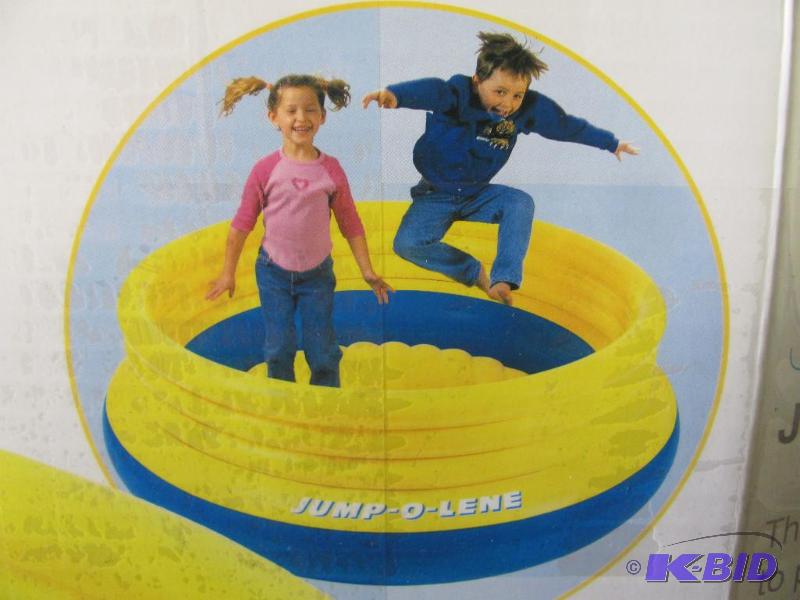 lot 34 image: Heres some big fun for the summert...