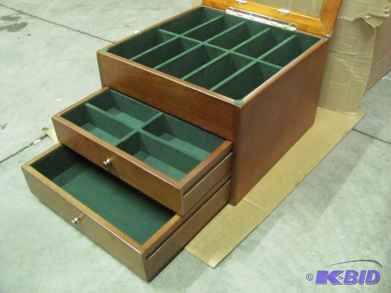lot 40 image: This NEW (in original box) Sportsma...