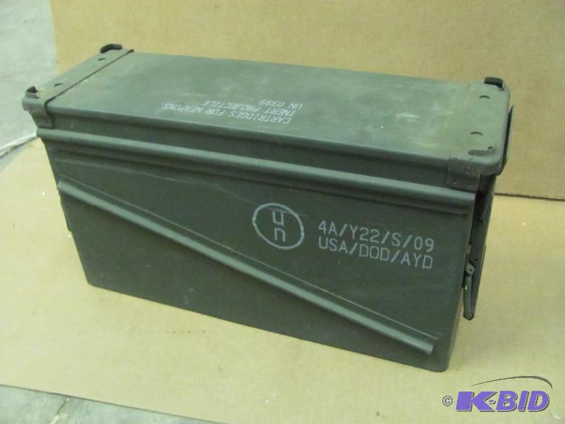 lot 94 image: US Military 40mm Ammo Can with rubb...
