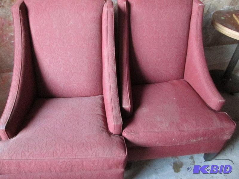 lot 121 image: 2 Vintage cloth upholstered chairs,...