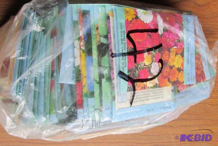 lot 123 image: Lot of 100 garden seeds, assorted f...