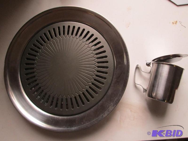 lot 157 image: Stainless steel kitchen ware steame...