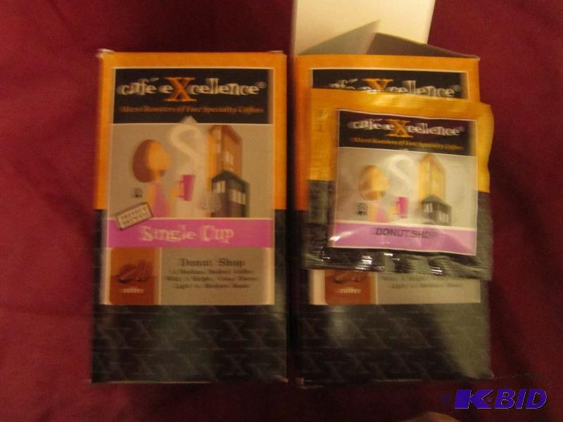 lot 2 image: Lot of 2 boxes 18 cups each Donut S...