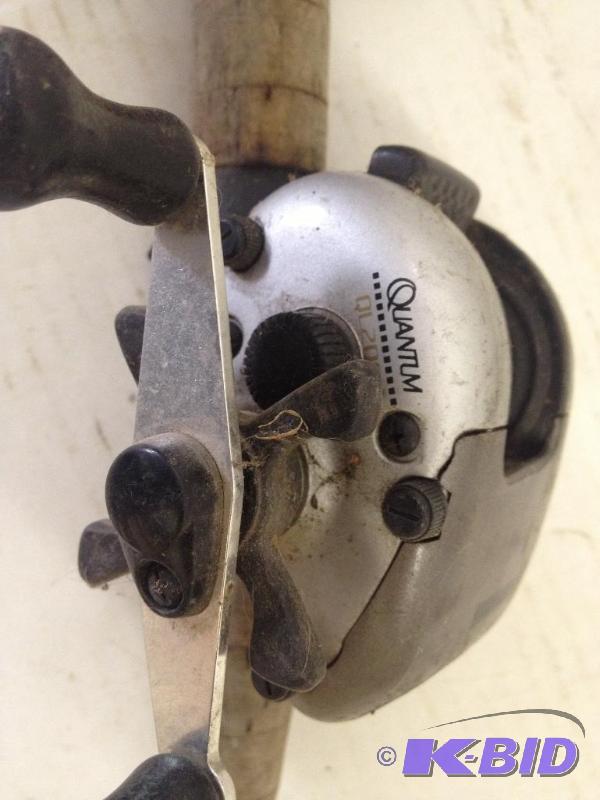 lot 38 image: Quantum QL2000 Reel and Shimano Compre Rod