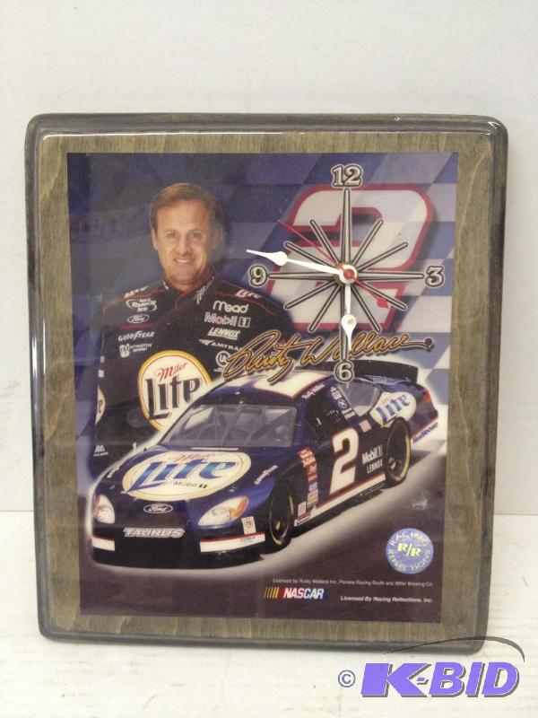 lot 43 image: Rusty Wallace #2 Miller Lite Wall Clock