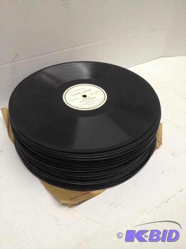 lot 73 image: Stack of Vintage Records