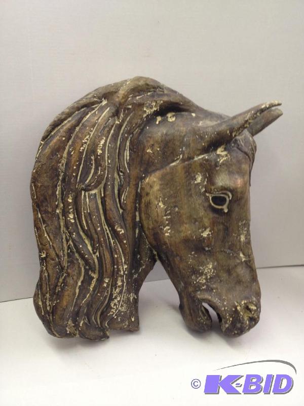 lot 8 image: The Horses Head