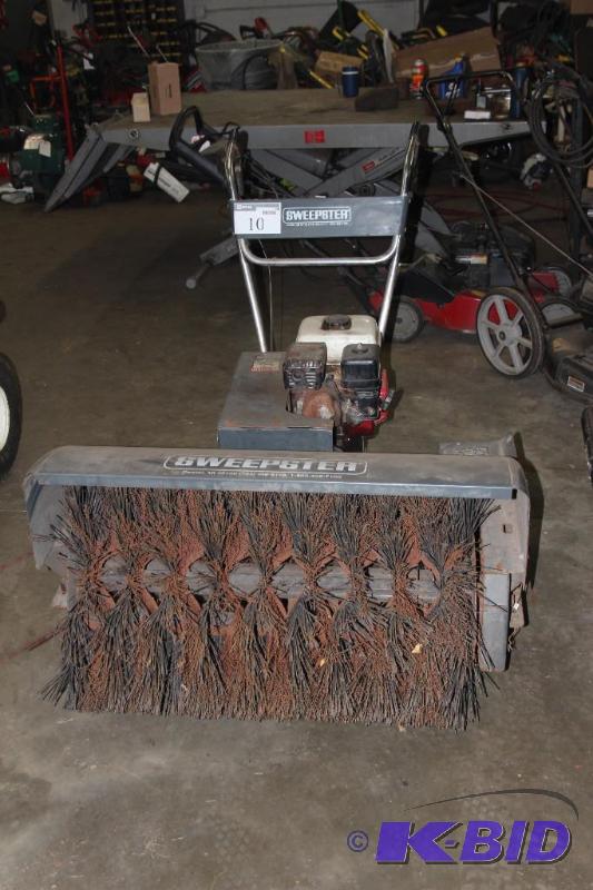lot 10 image: Sweepster, Broom, GX160 Honda Engin...