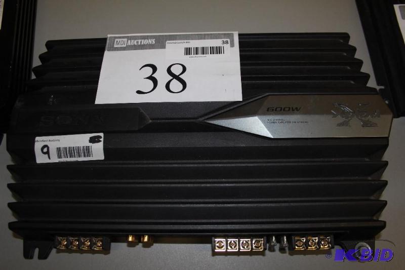 lot 38 image: Sony, Xplod, 43 Channel Power Ampl...