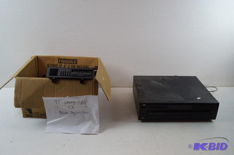 pickup radio and a jvc 5 disc cd player
