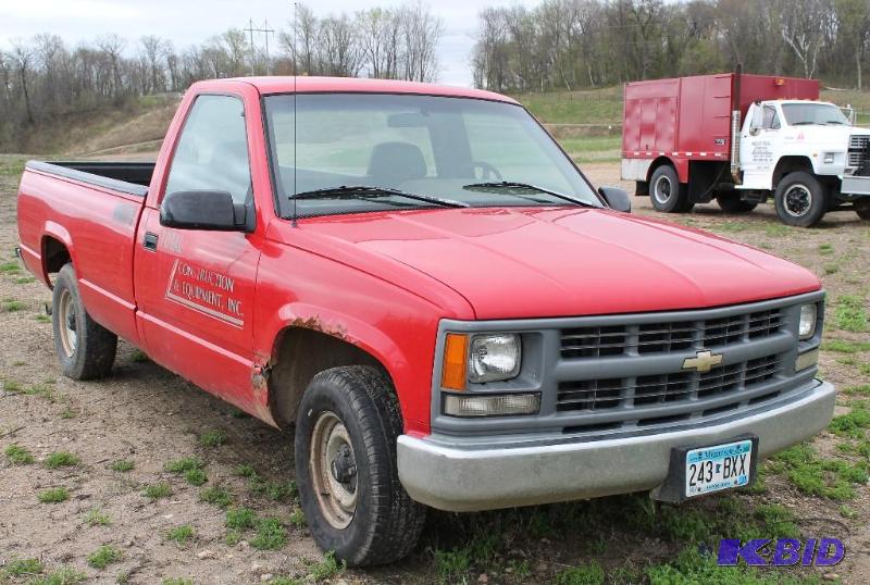 lot 2 image: 1995 CHEVY 1500 Model C 10903 &nbs...