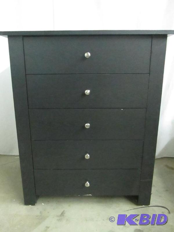 lot 21 image: MyHome Chest of Drawers